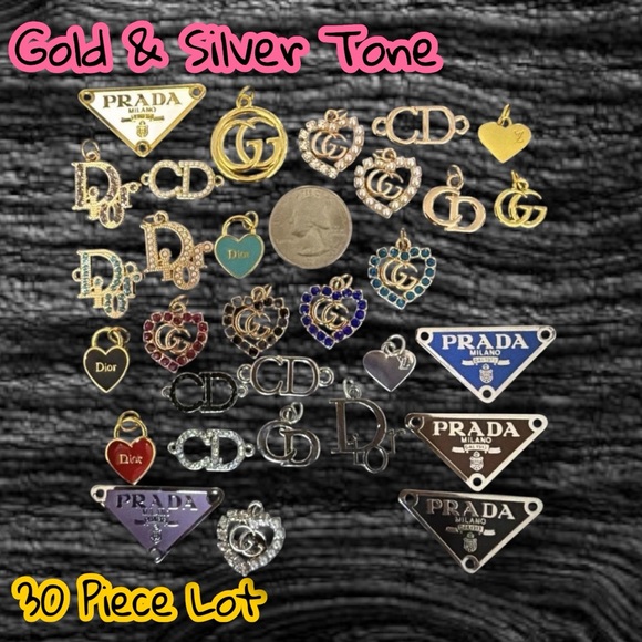 Lot Of Assorted 30 Designer Gold/Silver Tone Zipper Pull Button Charms